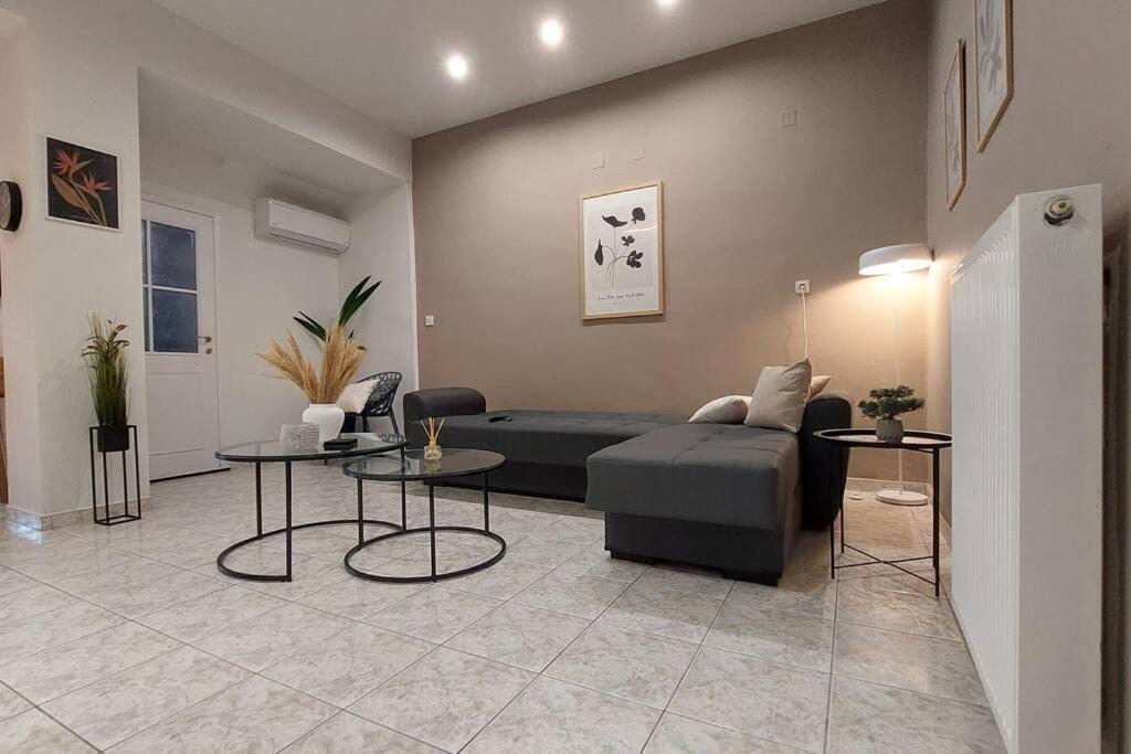 Avli House *