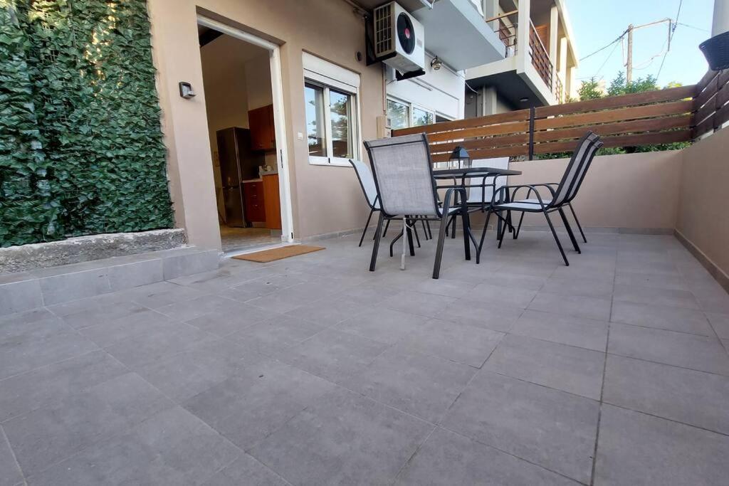 Avli House *